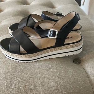 Size 11. Worn once. Soda brand.